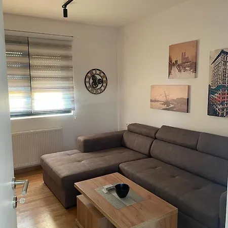 Luxury Pool Apartmán